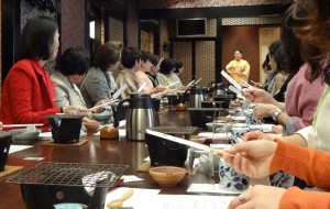 神社のお参りひしゃくの扱い方